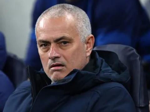 XONG! 'Bom tấn' Spurs xác nhận, Mourinho đón cú hích cực lớn