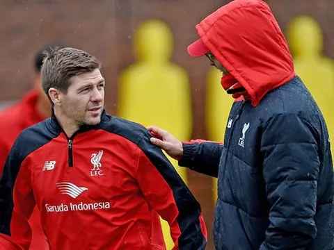 Gerrard: 'Đọc kỹ câu của Klopp sẽ thấy tôi chưa thể quay lại Liverpool'