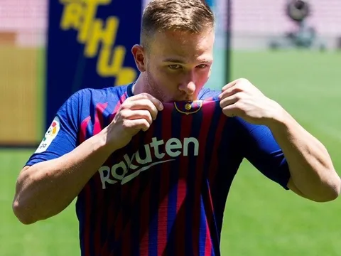 Sự nổi loạn của Arthur Melo là cái giá Barca phải trả