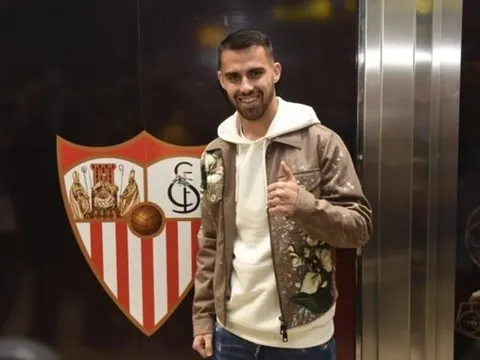 HLV Simeone khen ngợi cựu sao Liverpool trước trận đấu với Sevilla