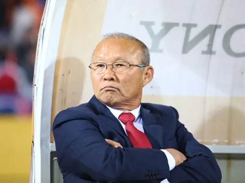 Tách biệt lực lượng, thách thức lớn với HLV Park Hang-seo