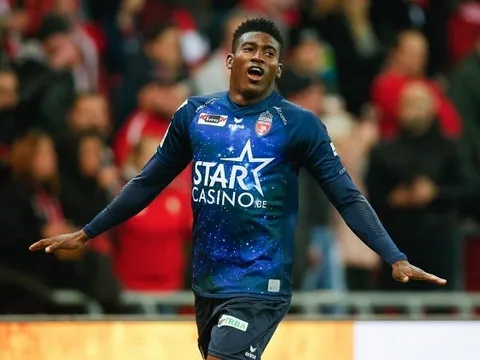 Liverpool ''hét giá'' cho cầu thủ trẻ được nước Nga mời gọi