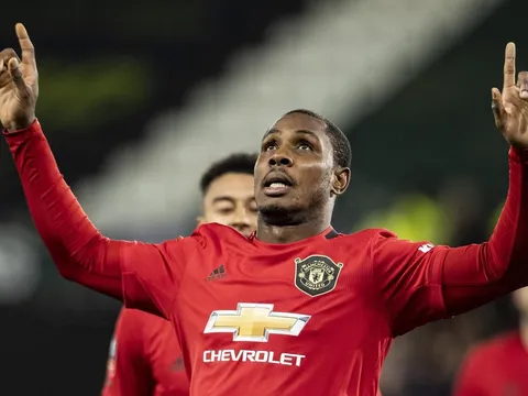 Tạm biệt Martial, giờ là show diễn của Ighalo