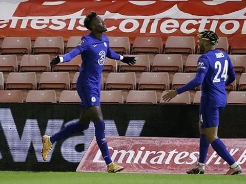 Tammy Abraham lóe sáng, Chelsea nhọc nhằn điền tên vào vòng tứ kết FA Cup