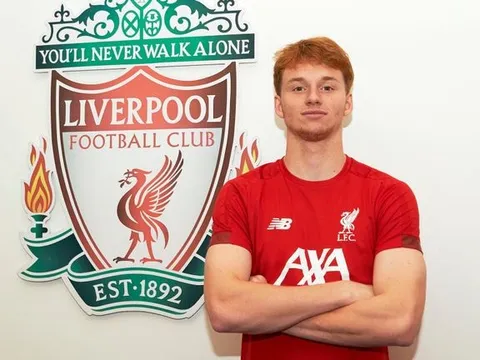 Với 1.3 triệu bảng, Liverpool sẽ có Van Dijk 2.0?