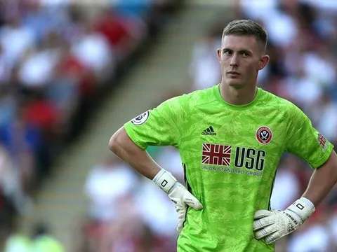 Tăng lương gấp đôi, M.U đón Dean Henderson về cạnh tranh với De Gea