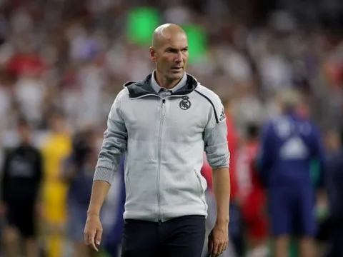 Thảm bại Atletico, Zidane đối diện "án phạt" nặng từ NHM Real