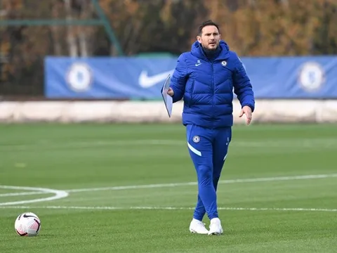 Lampard tái xuất, chuẩn bị đối đầu Steven Gerrard?