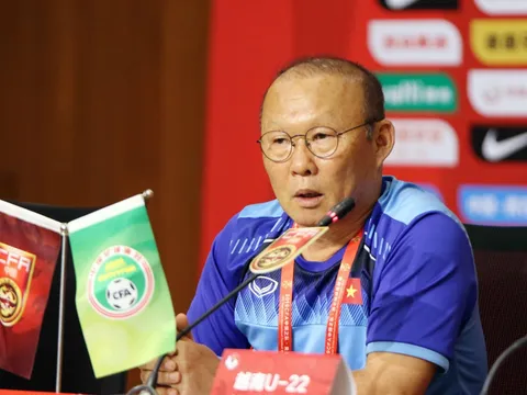 Thán phục trước những con tính “thần sầu” của “phù thủy” Park Hang-seo