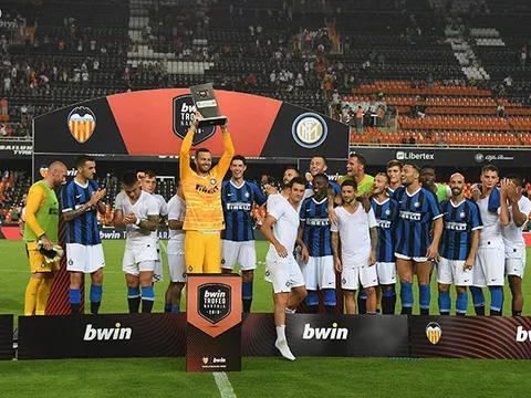 Inter Milan bẻ nanh 'Bầy dơi' ngay tại thánh địa Mestalla