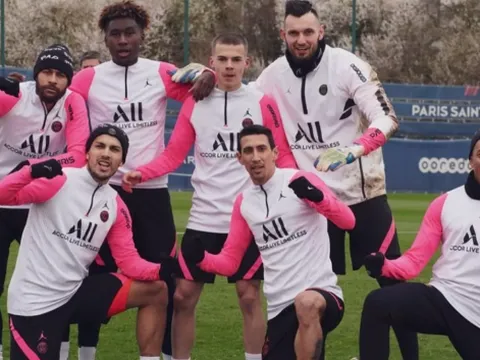 Thắng đậm Barca, PSG vẫn quyết tung 2 "đại pháo" ở trận lượt về