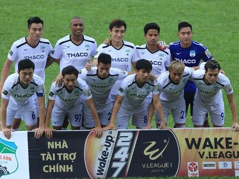 Thăng hoa với chuỗi trận bất bại, HAGL sẽ “vượt vũ môn”?