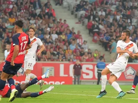 Thắng nghẹt thở Lille, sao AS Roma vẫn “nói cứng”