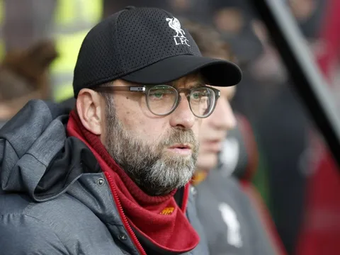 Thành tích kém, Klopp còn bị chỉ trích là 'thô lỗ'