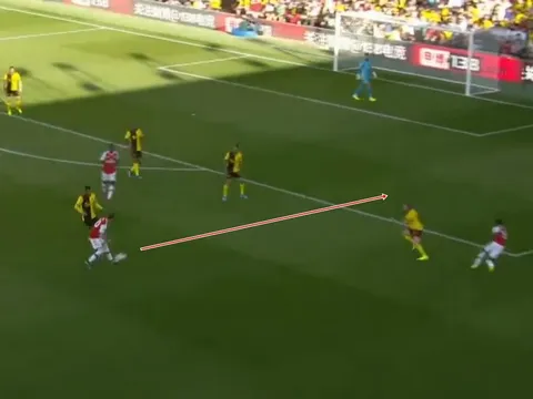 'Thật rõ ràng để thấy vai trò của Mesut Ozil'