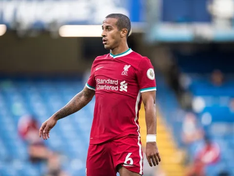 Thất vọng với Thiago, Liverpool chiêu mộ “máy kiến tạo” Ligue 1