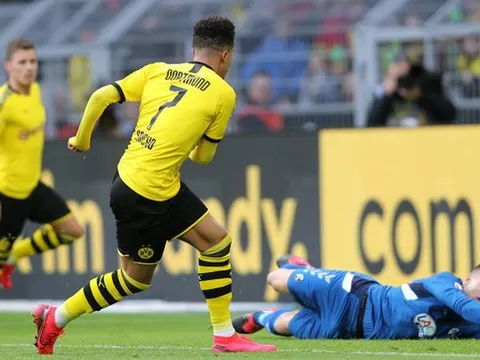 Thay Haaland gánh Dortmund, "thần đồng" 120 triệu "phá đảo" kỷ lục Bundesliga