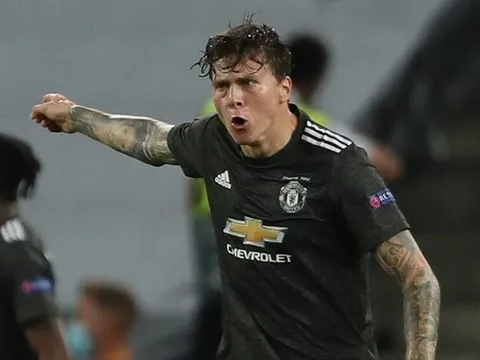 Thay Victor Lindelof, M.U đưa trung vệ 1m94 trị giá 45 triệu bảng vào tầm ngắm