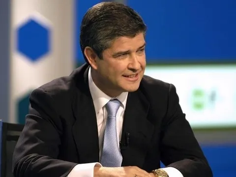 Thêm một cựu chủ tịch Real Madrid dương tính với virus