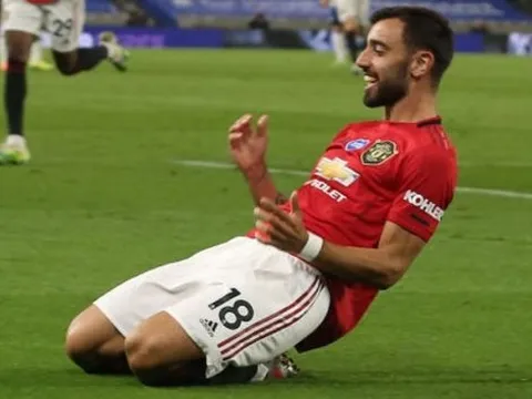 Thi đấu như 'thần', Bruno Fernandes được Premier League tôn vinh