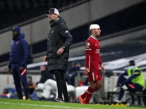 Thiago Alcantara đưa ra cho Liverpool nhiều vấn đề hơn là giải pháp