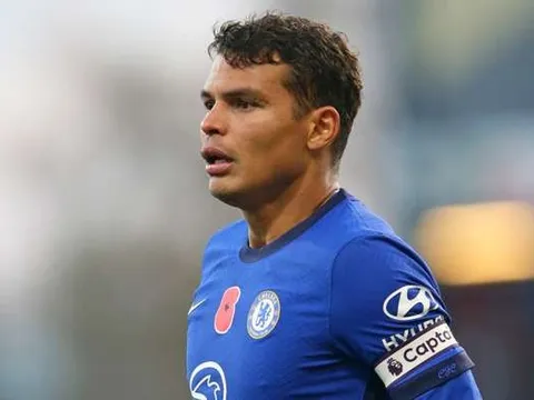 Thiago Silva: "Tôi không hiểu có chuyện gì ở Chelsea"