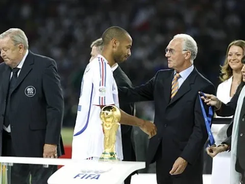 Thierry Henry và duyên nợ với nước Ý