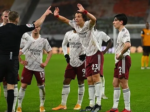 Tồi tệ, Luiz sở hữu thống kê kinh hoàng nhất tại Premier League