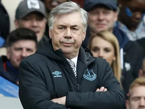 Thua Chelsea tan tác, Ancelotti vẫn mơ mộng về tấm vé dự cúp châu Âu