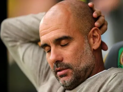 Thua đau, Pep Guardiola nói lời thật lòng về 2 học trò 'thảm họa'