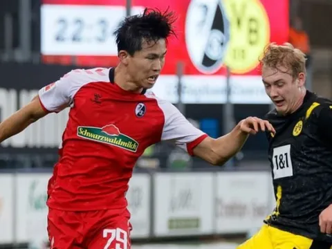 Thua Freiburg, Dortmund còn nhận tin dữ trong vụ Sancho