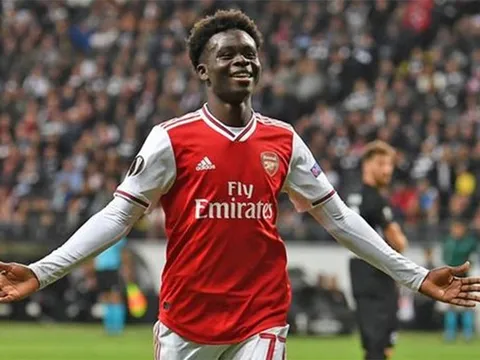 "Thừa nước đục thả câu", Man Utd cướp "ngọc quý 18 tuổi" khỏi Arsenal