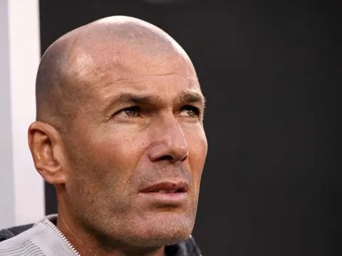 Thua thảm Atletico, Zidane và Real mất luôn lòng tin của người hâm mộ