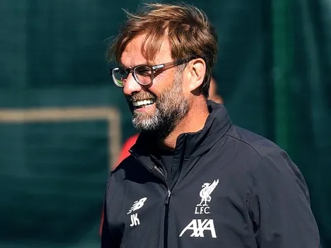 Thua trận, HLV của Sheffield làm điều không ngờ với Klopp