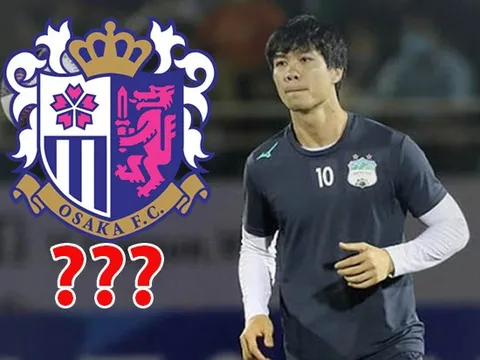 Thực hư chuyện Cerezo Osaka chèo kéo Công Phượng