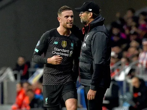 Thủ quân chấn thương, Klopp cập nhật ngắn gọn ngay sau thất bại