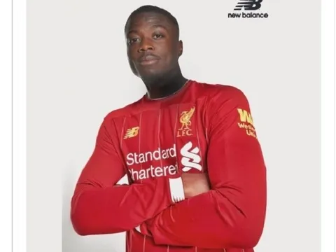 Chỉ 1 dòng tweet, nhà báo uy tín đánh sập hy vọng của fan Liverpool