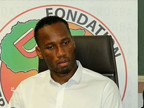 “Voi rừng” Drogba hành động quyết liệt, giúp Bờ Biển Ngà chống COVID-19