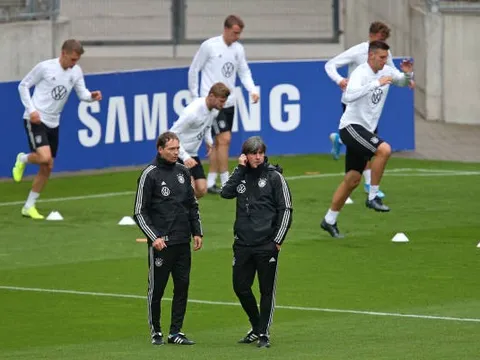 Thuyền trưởng trở lại, Đức tự tin tiếp đón Hà Lan