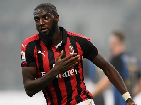 Tiemoue Bakayoko: Ngôi sao tại AC Milan, "người thừa" tại Chelsea