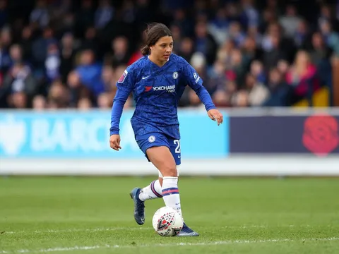 Tiền đạo Chelsea thất vọng khi sút tung lưới Việt Nam 2 lần