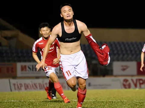 Tiền đạo nhăm nhe lấy suất đá chính của Công Phượng là ai?