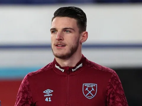 Tiền vệ “không phổi” không có ý định đến Manchester, Chelsea mở cờ trong bụng