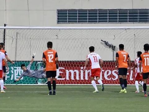 Tiếp tục phạm sai lầm, dấu chấm hết cho “thủ môn quốc dân” Bùi Tiến Dũng?