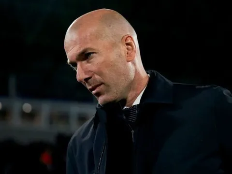 Tiết lộ: Real không thể sa thải Zidane vì 1 điều khoản lớn