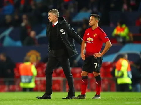 Tiết lộ! Solskjaer nói 1 câu điên rồ, Sanchez tức tối dứt áo rời M.U