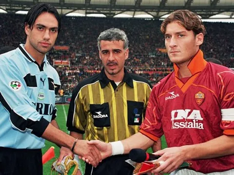 "Tim tôi như thắt lại khi nghe lời tạm biệt của Francesco Totti"