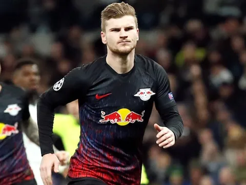 Liverpool "đầu hàng" thương vụ chiêu mộ sát thủ Bundesliga