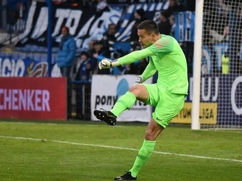 Tín hiệu vui từ vị trí thủ môn của ĐT Việt Nam trong tương lai