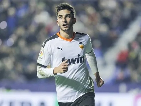 Tin "hot" Premier League (26/03): Sao MU từng mắng đồng đội cũ không kiêng nể, Liverpool bị phá đám vụ "kẻ thay thế Shaqiri"